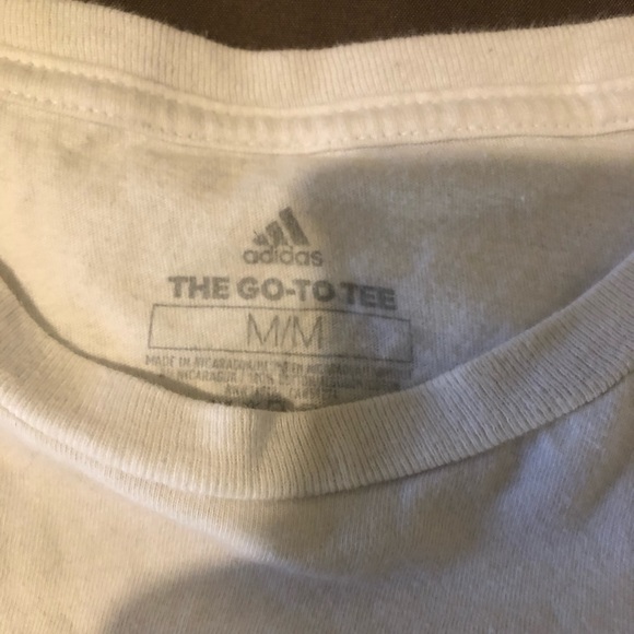 Adidas t shirt - Picture 3 of 3
